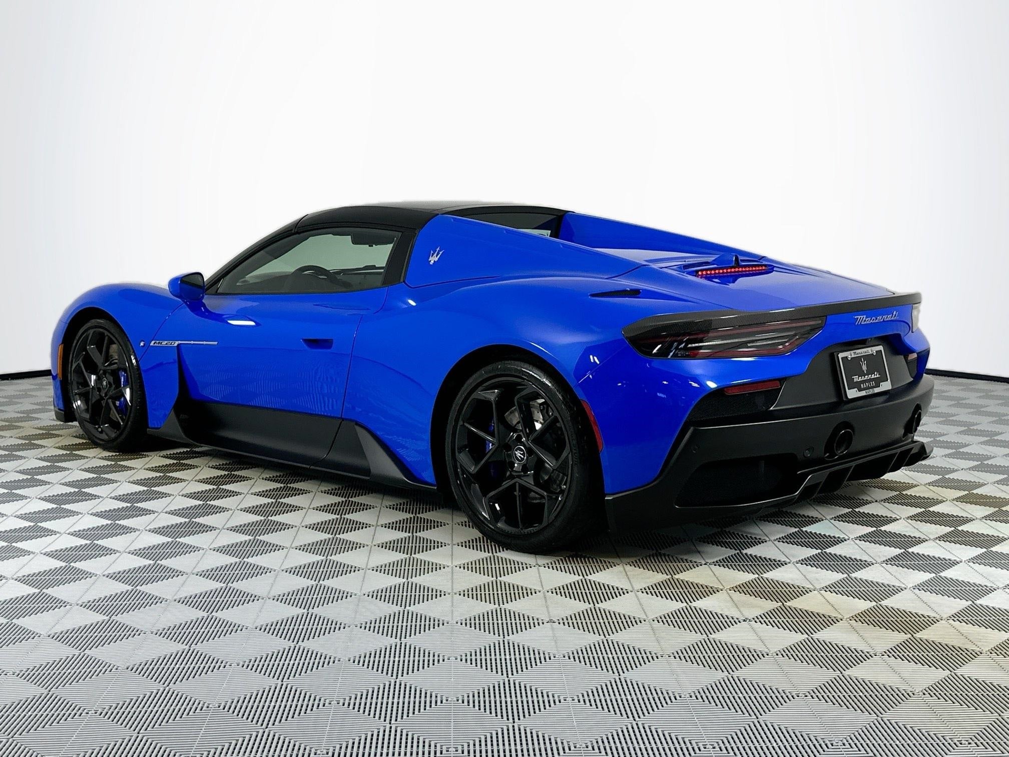 2023 Maserati MC20 Cielo