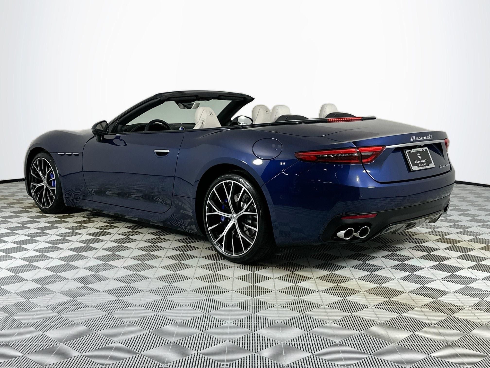 2026 Maserati GranCabrio 