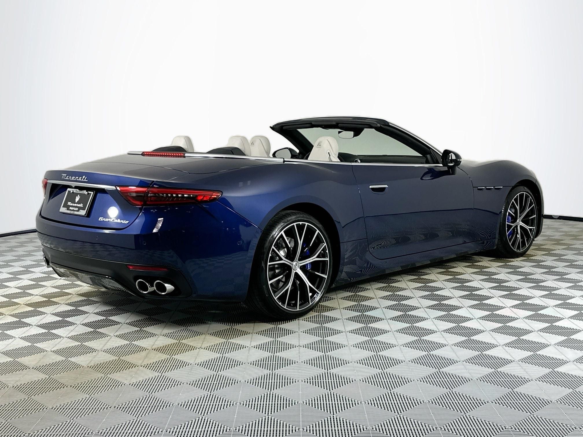 2026 Maserati GranCabrio 