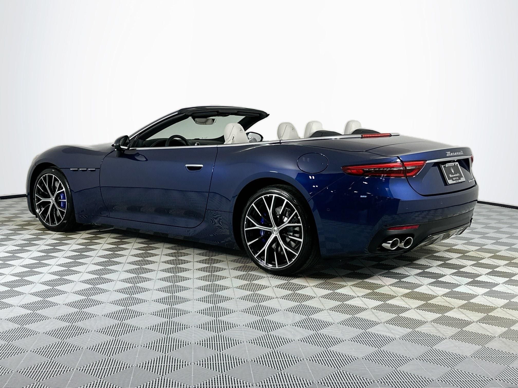 2026 Maserati GranCabrio 