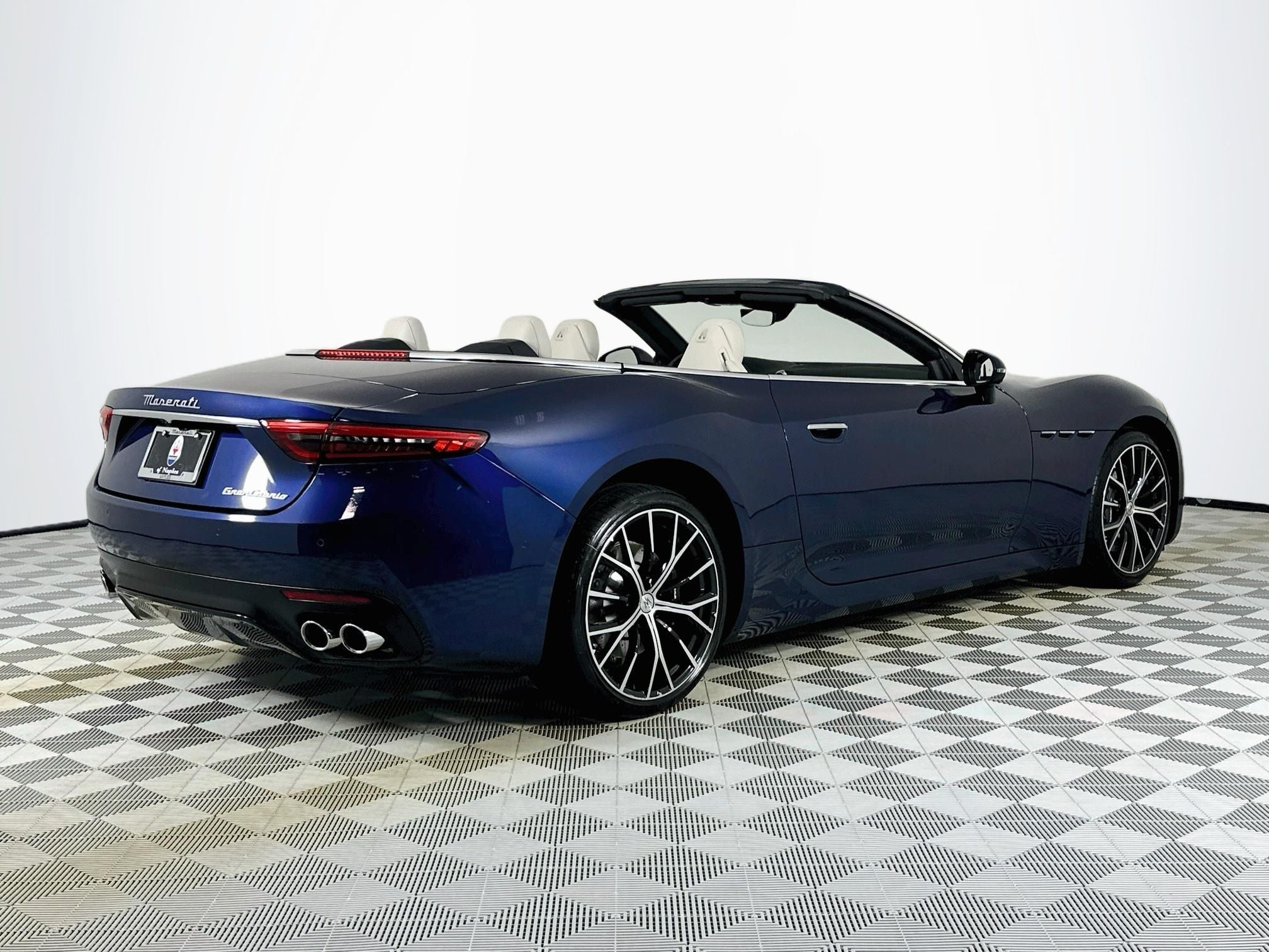 2026 Maserati GranCabrio 