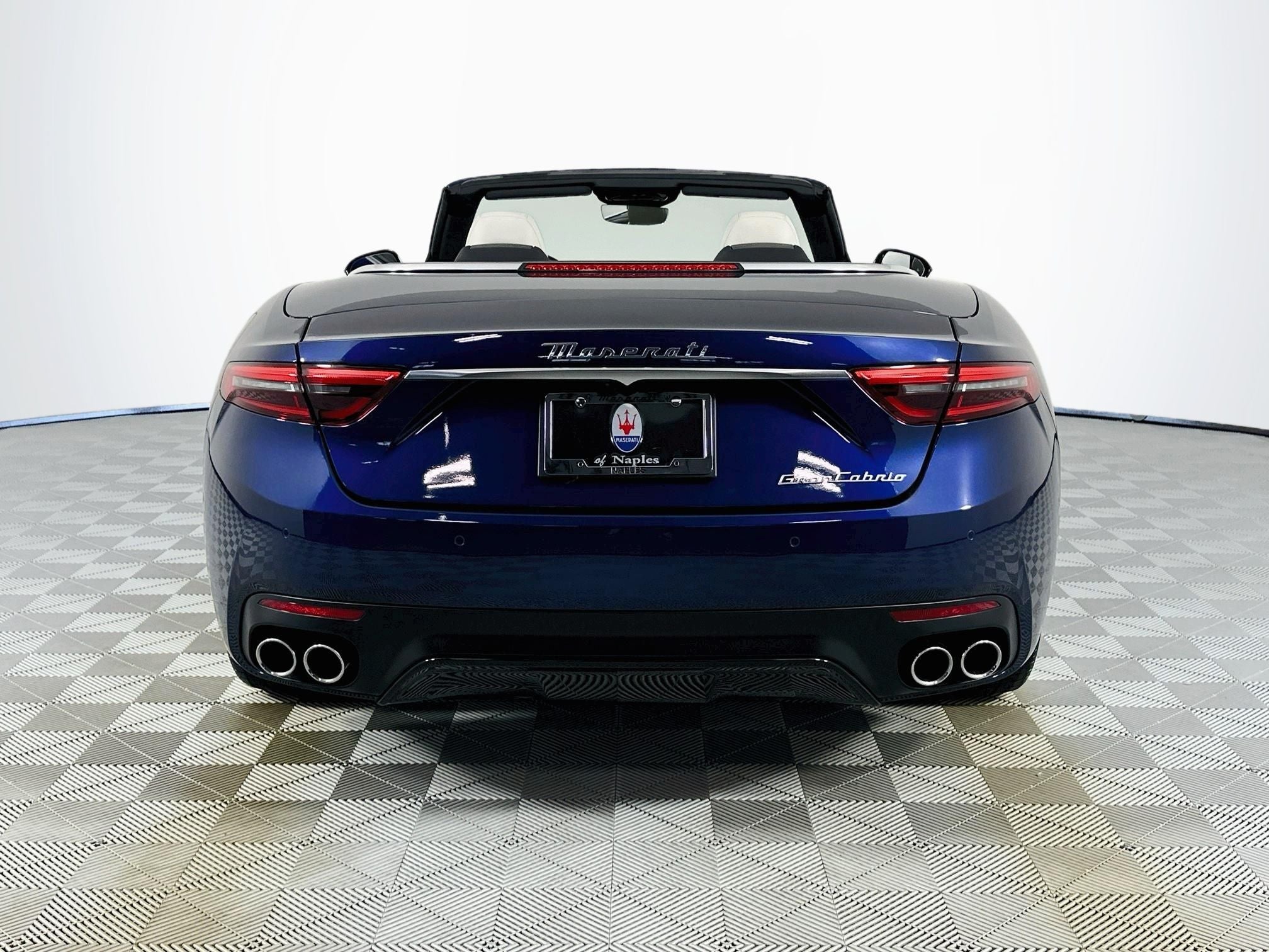 2026 Maserati GranCabrio 