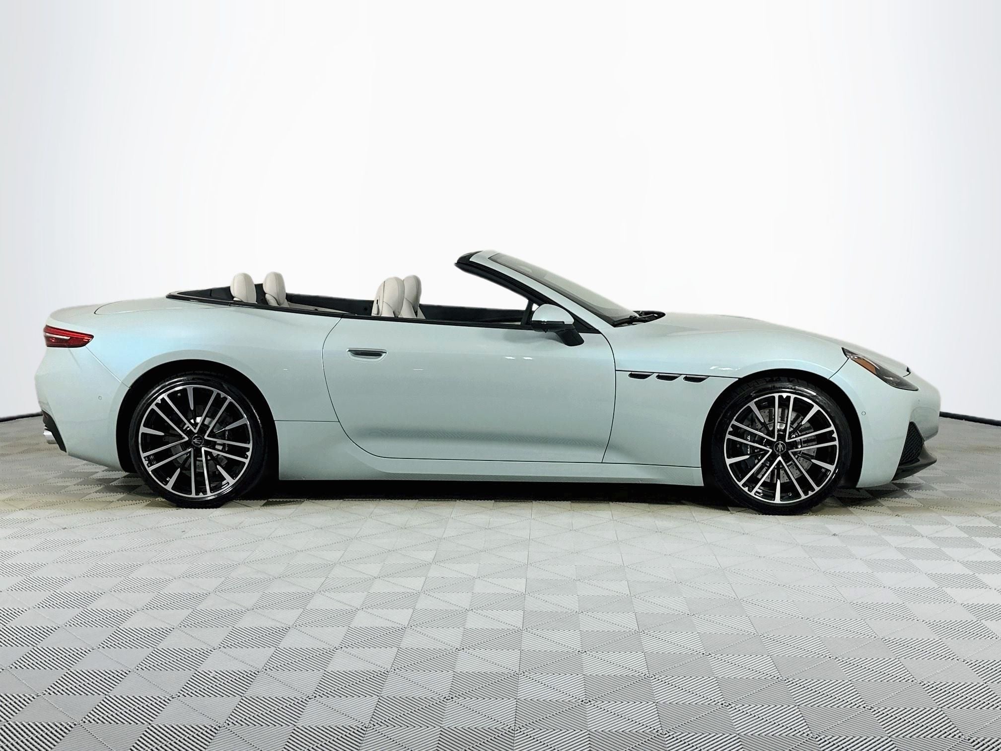 2026 Maserati GranCabrio 