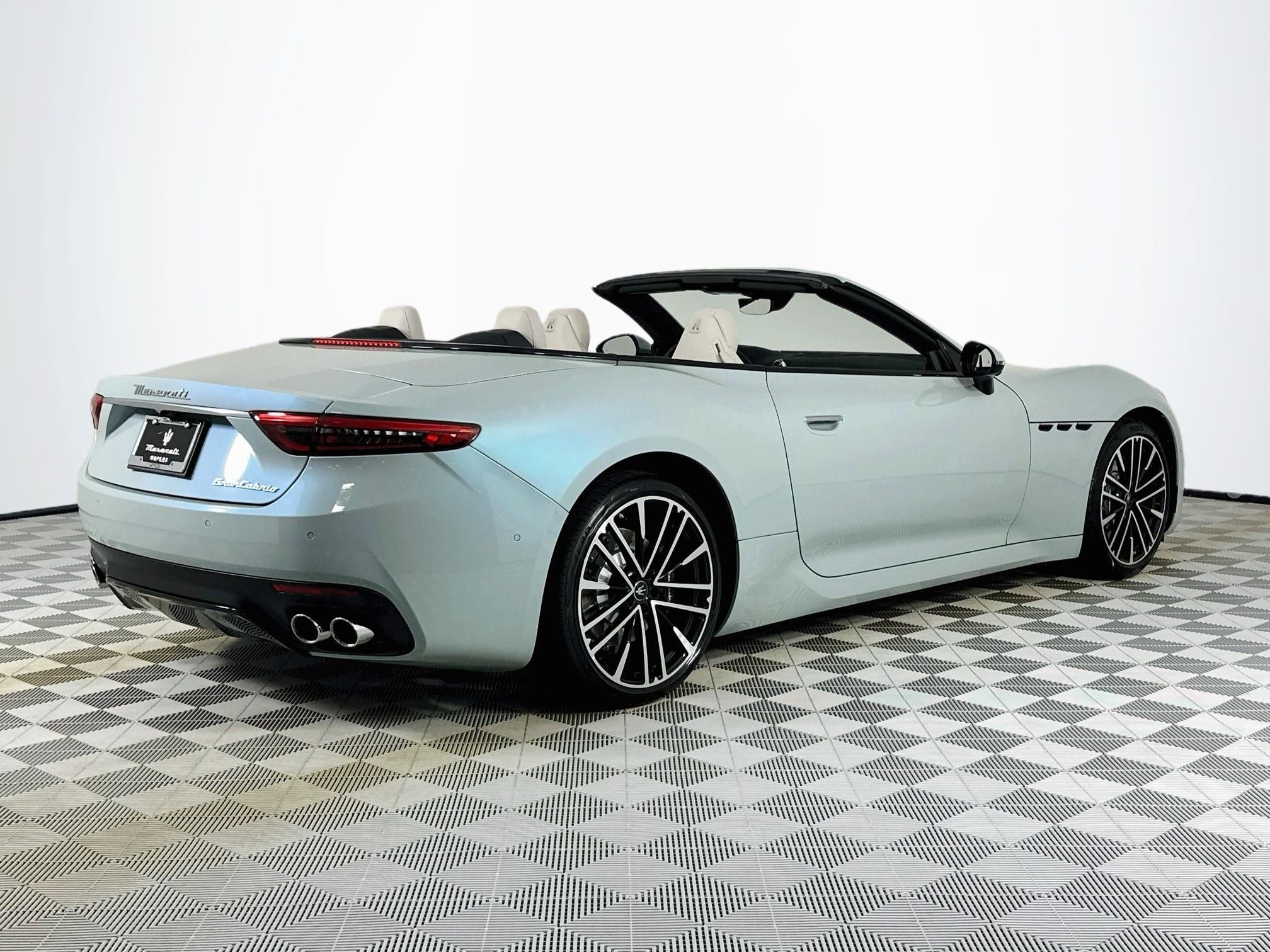 2026 Maserati GranCabrio 