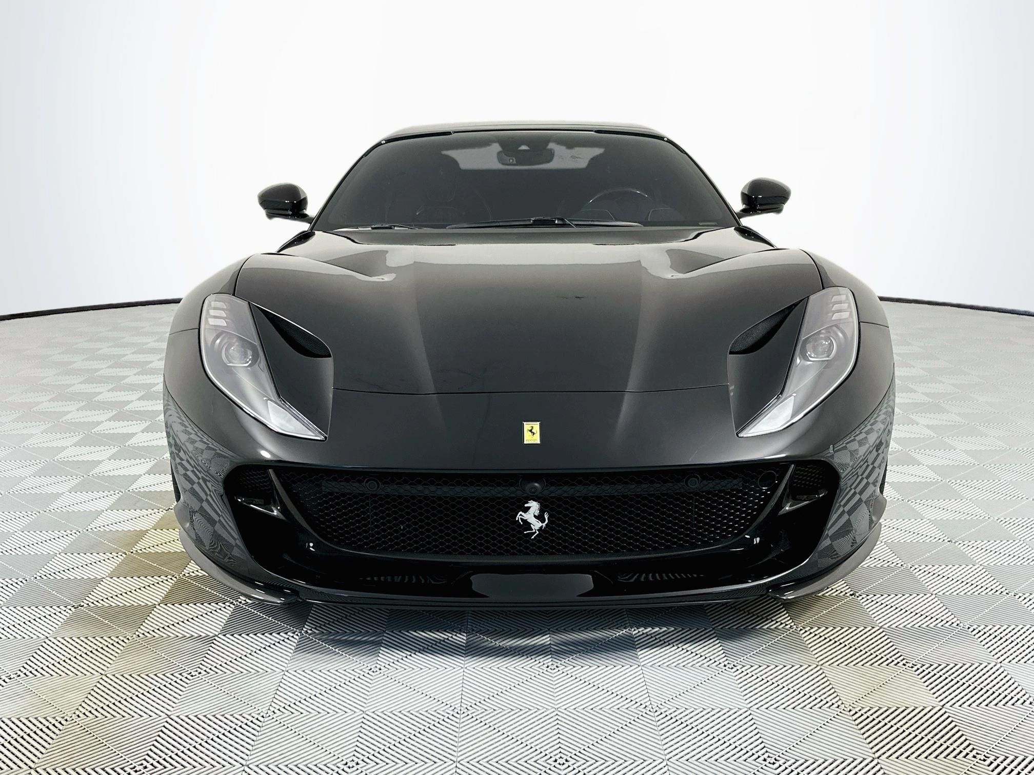 2023 Ferrari 812 GTS Base
