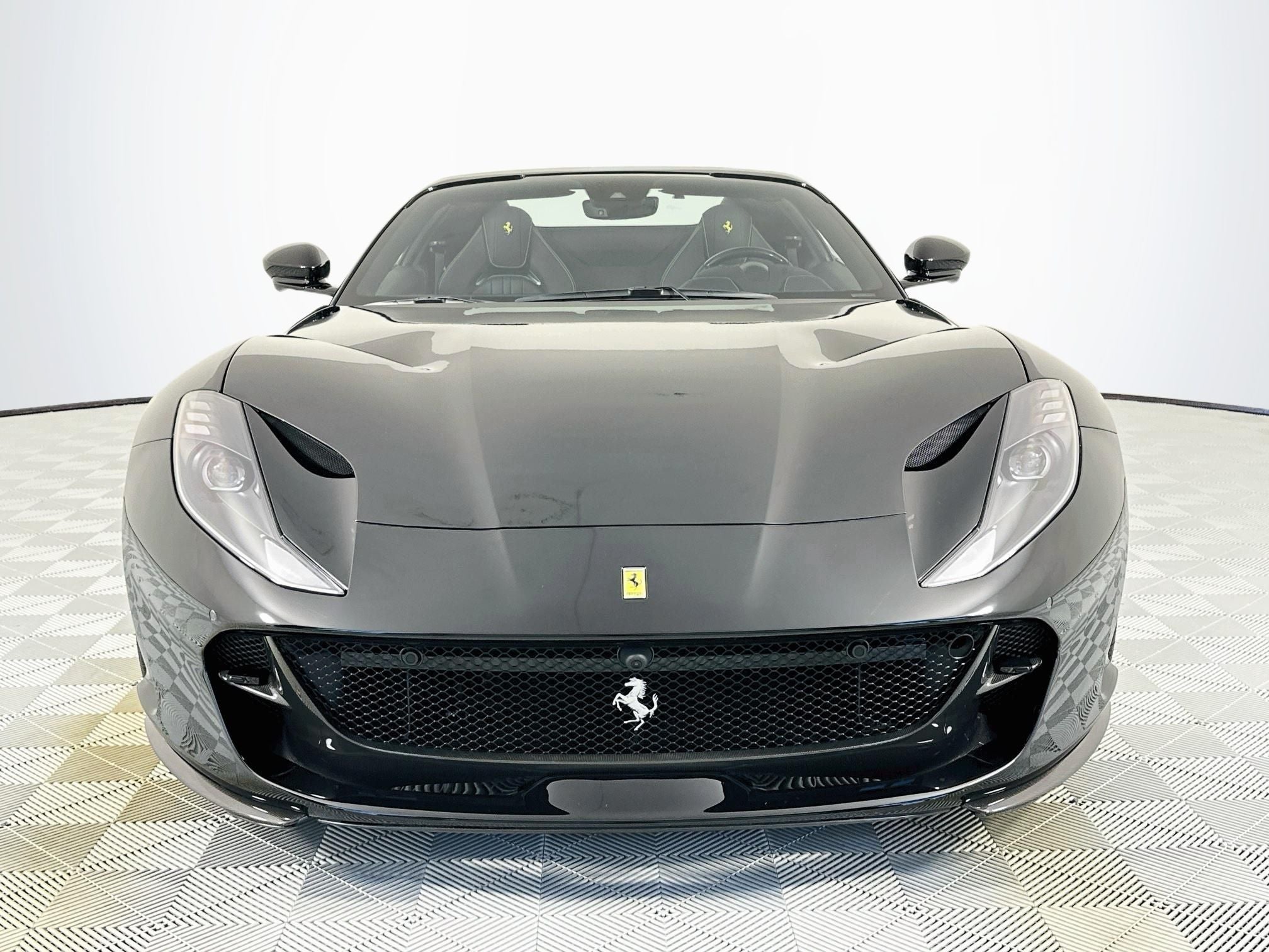 2023 Ferrari 812 GTS Base