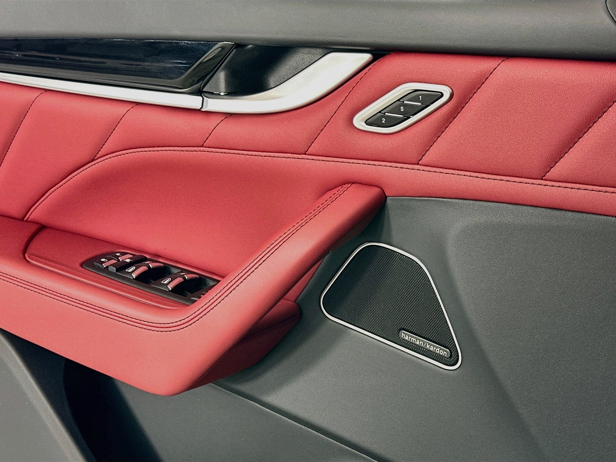 2023 Maserati Levante GT