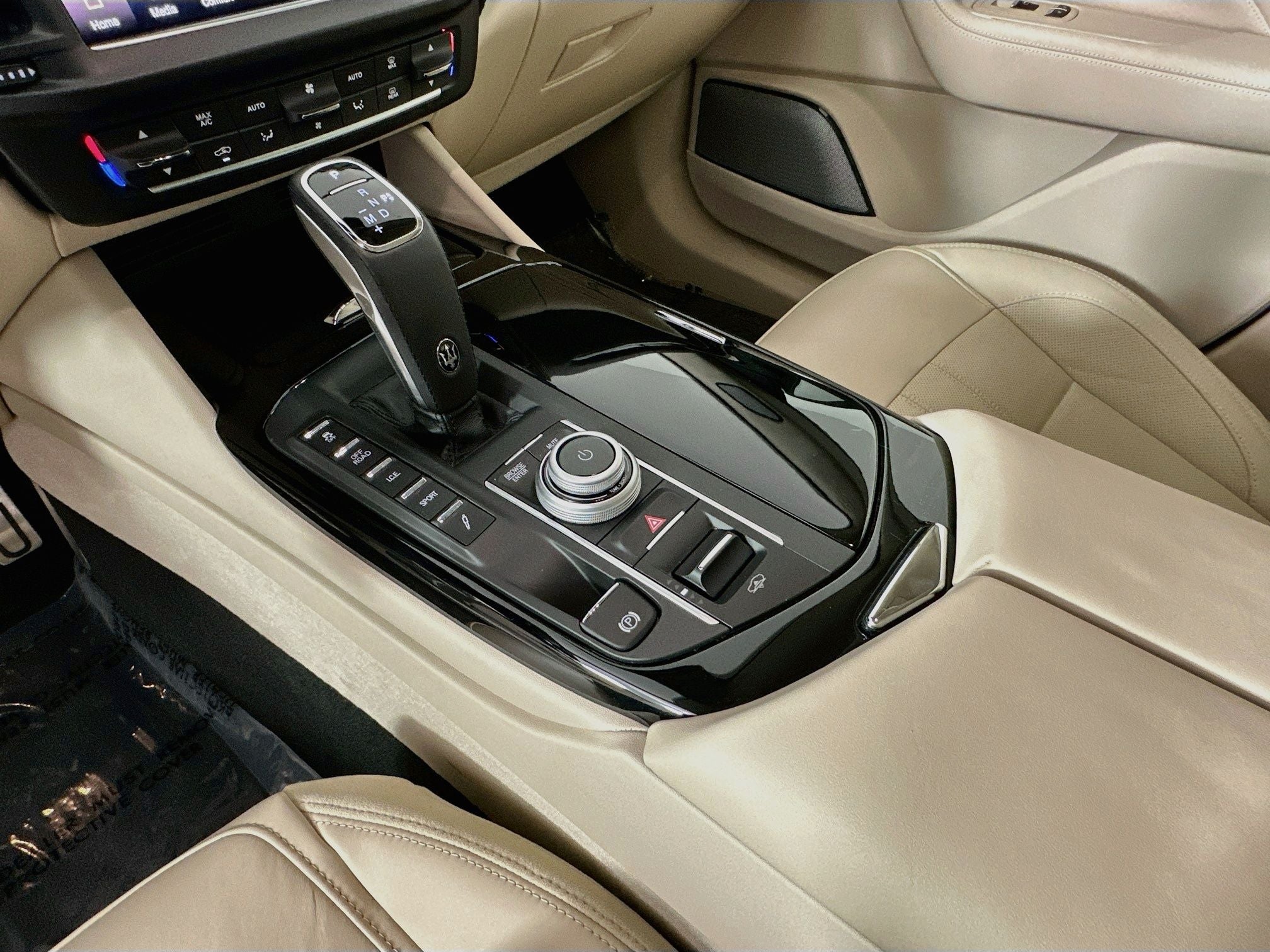 2023 Maserati Levante Modena