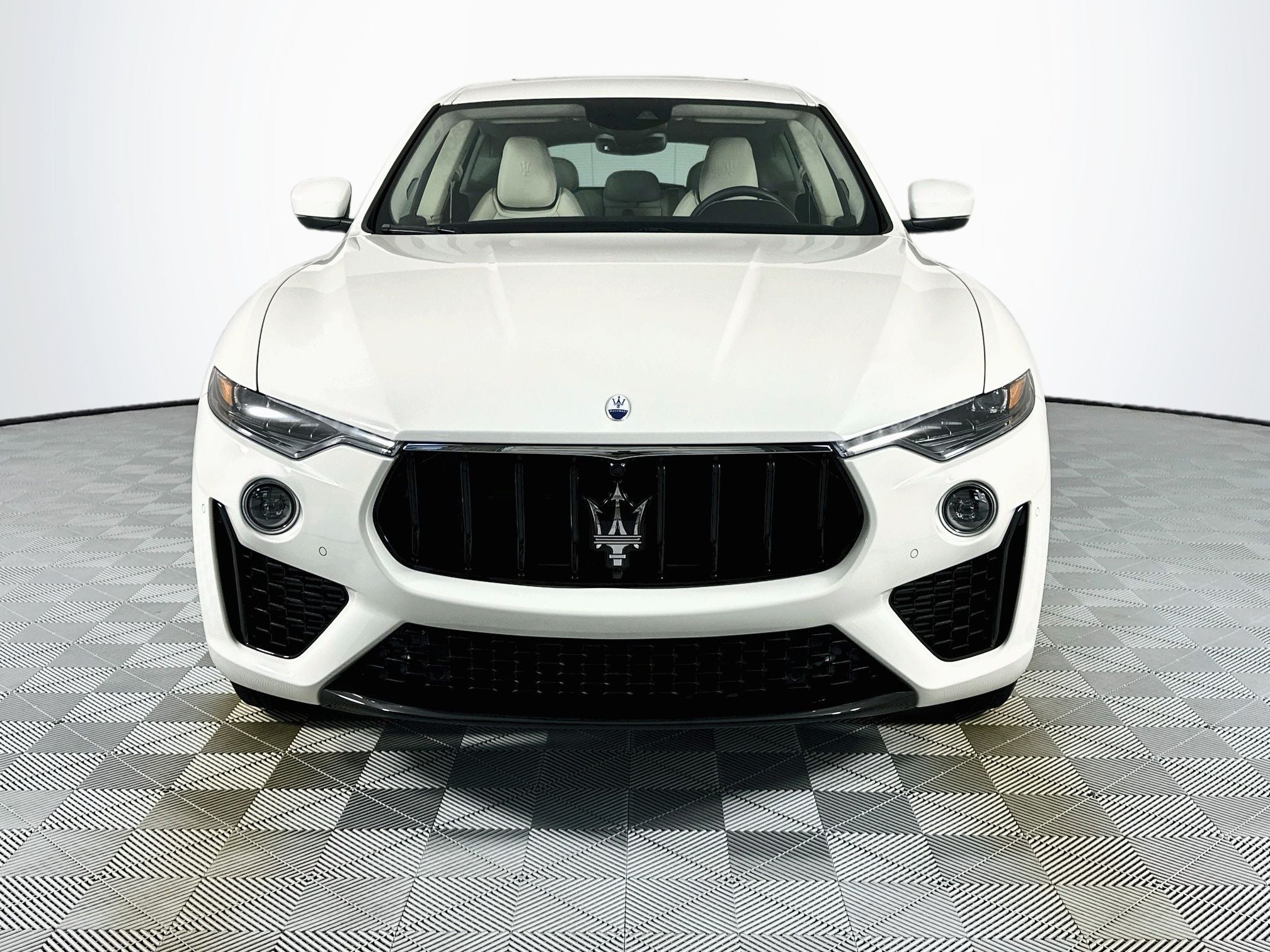 2023 Maserati Levante Modena