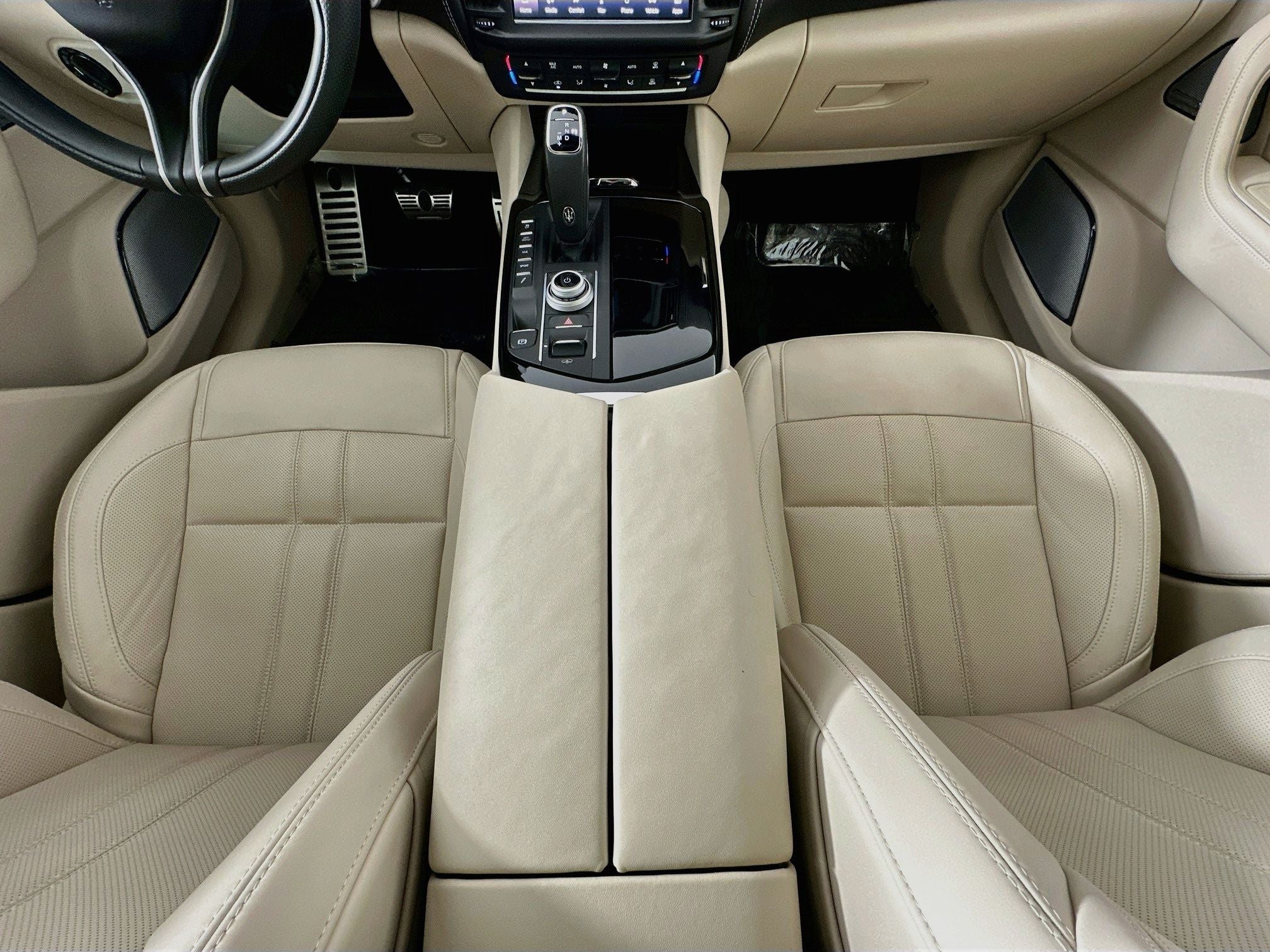 2023 Maserati Levante Modena
