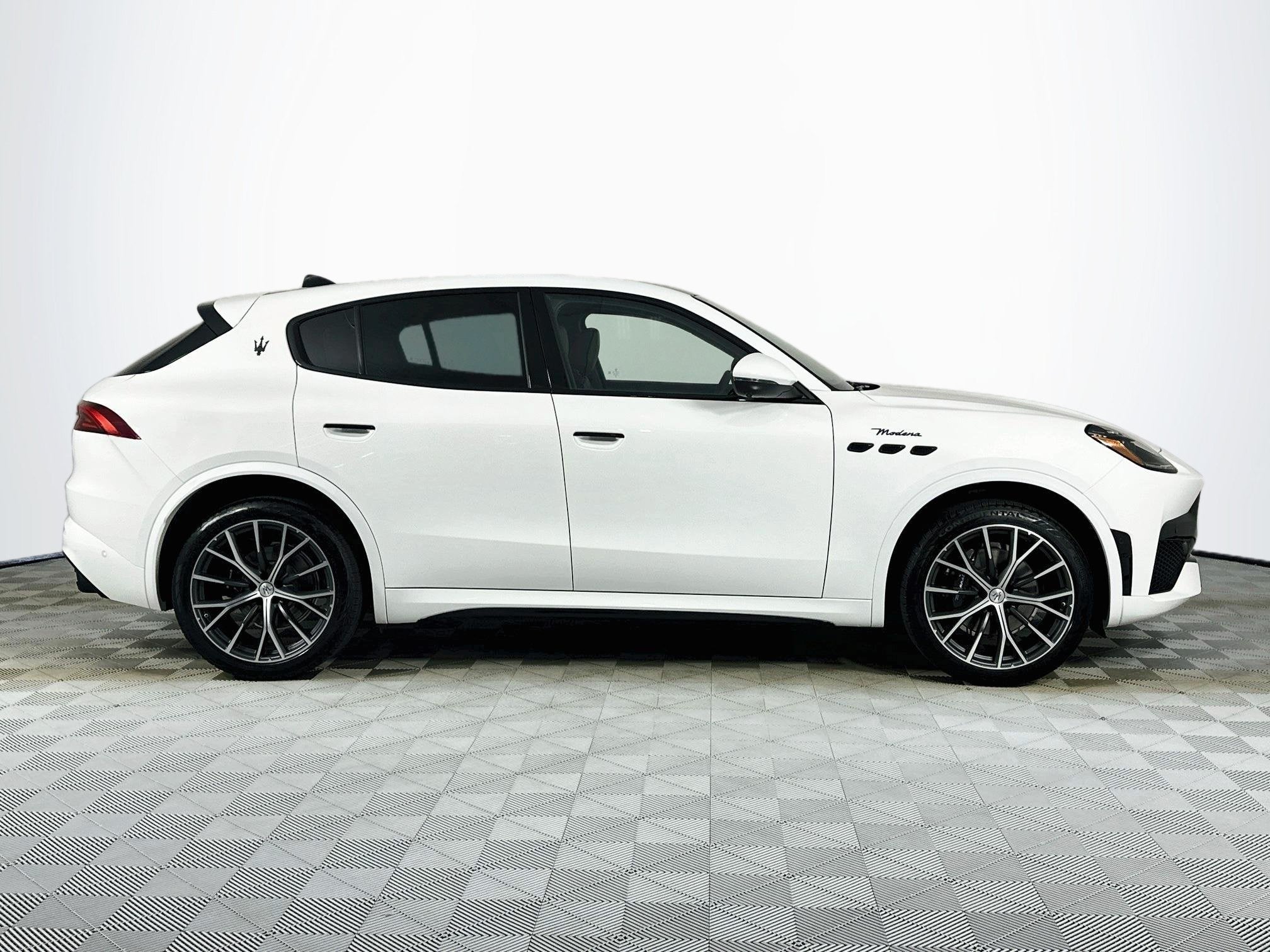 2027 Maserati Grecale Modena