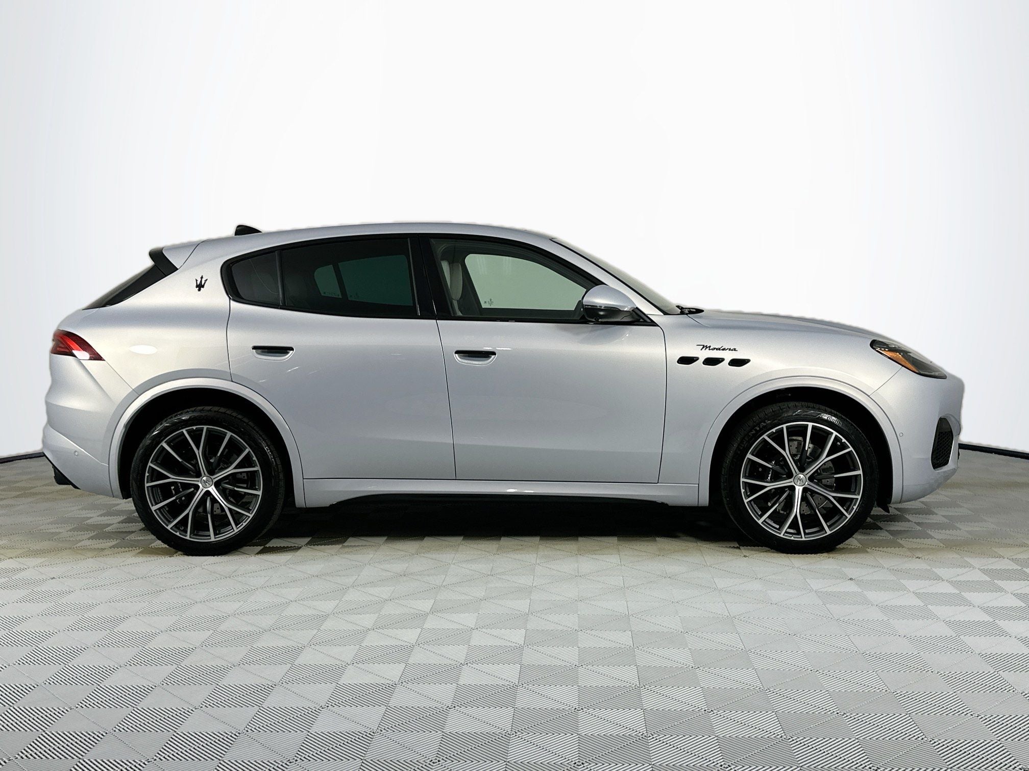 2026 Maserati Grecale Modena