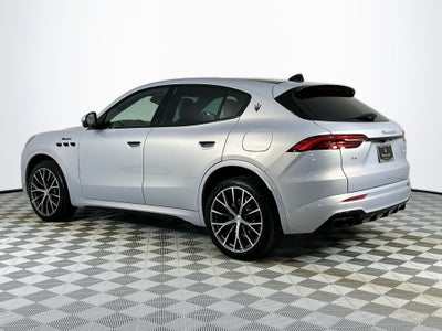 2026 Maserati Grecale Modena