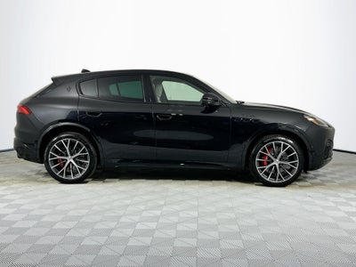 2026 Maserati Grecale Modena