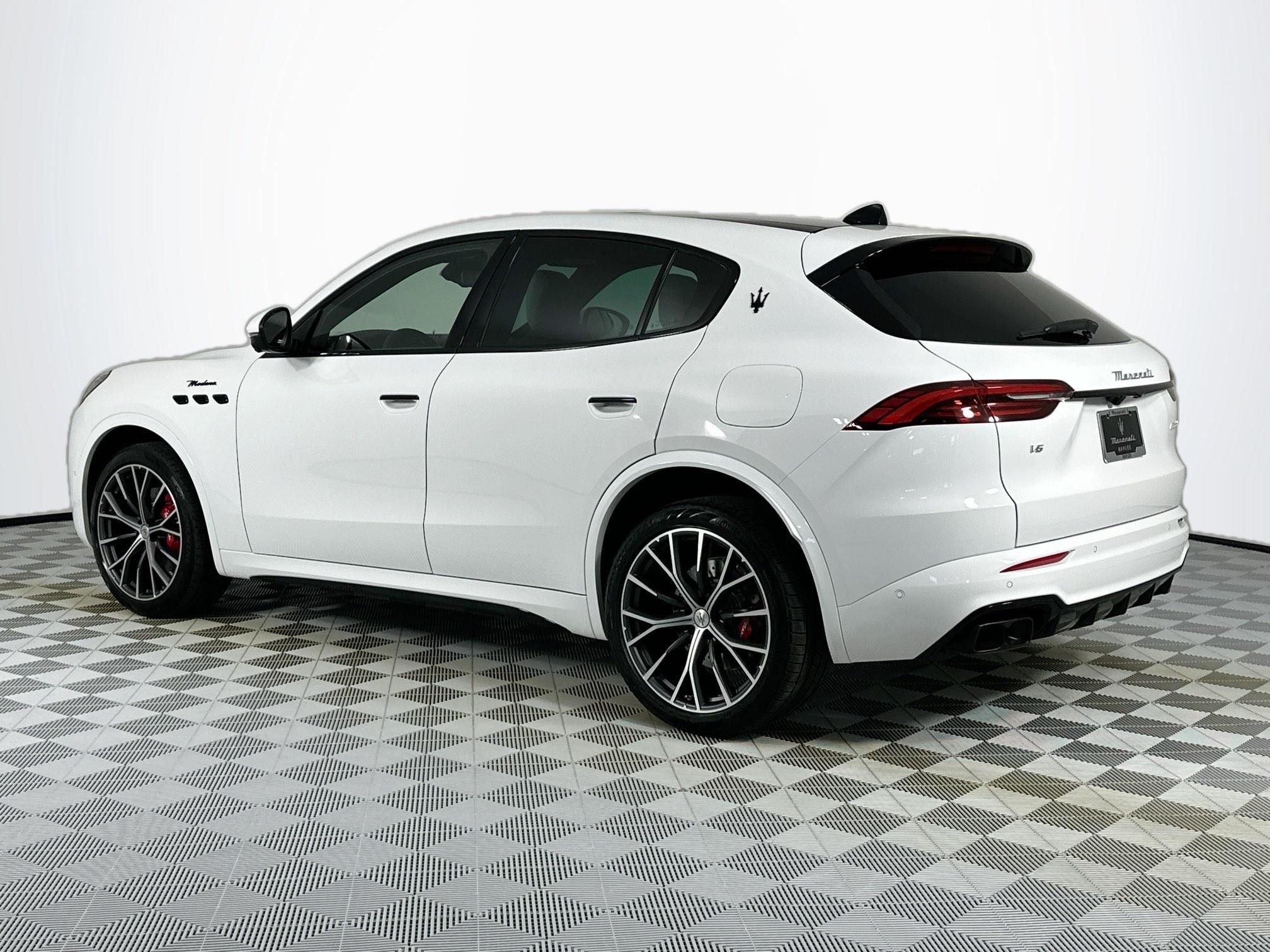 2026 Maserati Grecale Modena