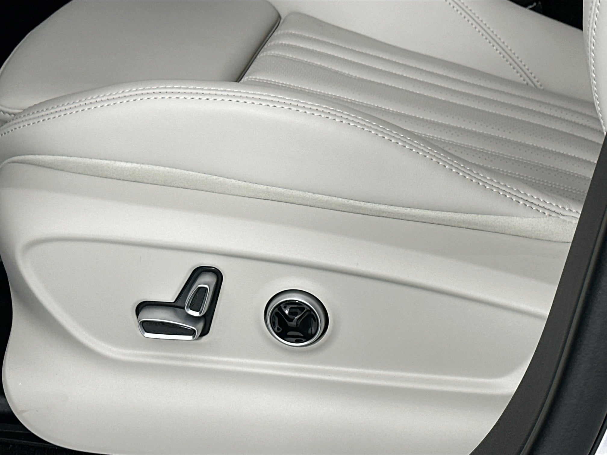 2026 Maserati Grecale Modena