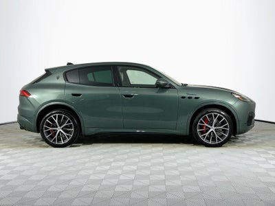 2026 Maserati Grecale Modena