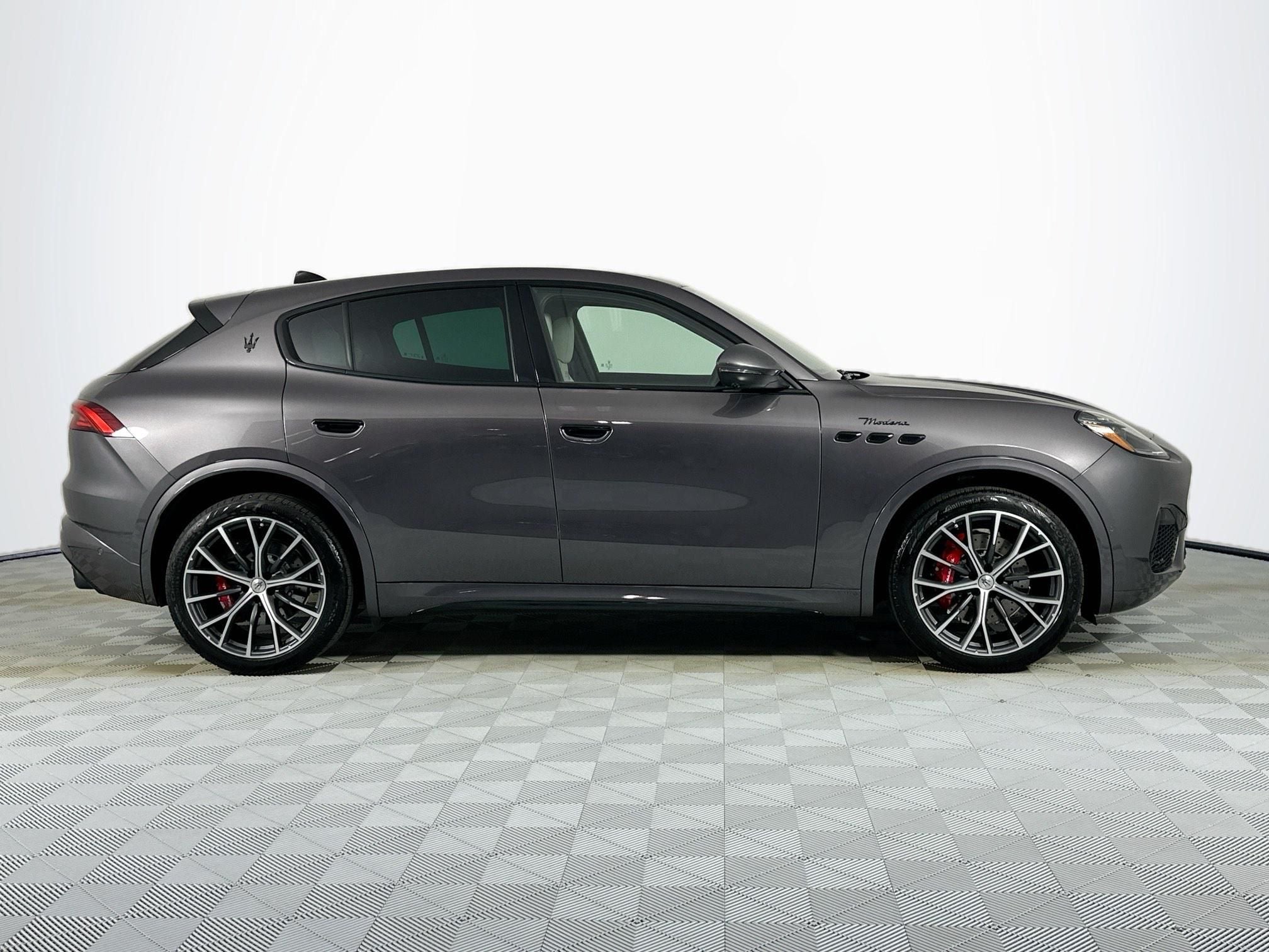 2026 Maserati Grecale Modena