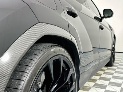 2019 Lamborghini Urus Base