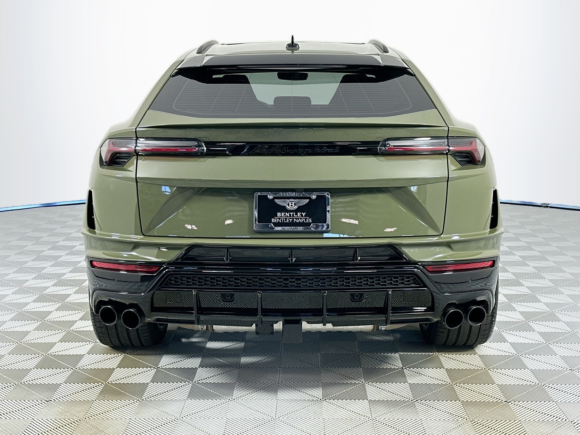 2024 Lamborghini Urus S