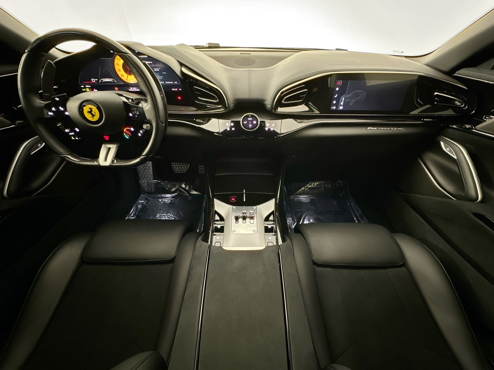 2023 Ferrari Purosangue Base